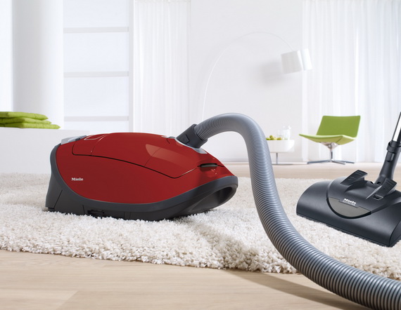 Главный «козырь» пылесосов Miele – девятислойный мешок-пылесборник ...